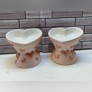Petal & Pearl ❤️ (2) Pink Hearts embossed Elevated cat bowl Baby Pink  New